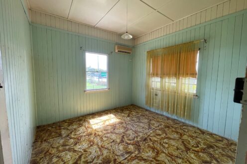 28 George Street , Biggenden